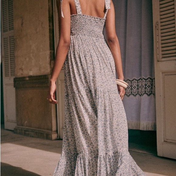 NWT Sezane Phily Dress Blue Flowers Size 4 $240 - Picture 2 of 10